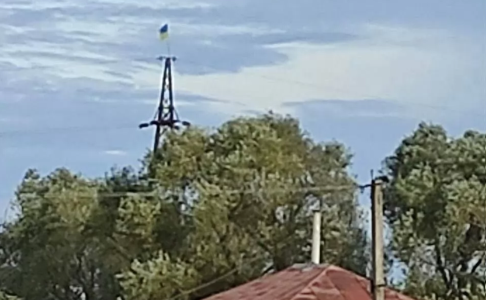 У Піщаному на Луганщині підняли український прапор, — Гайдай