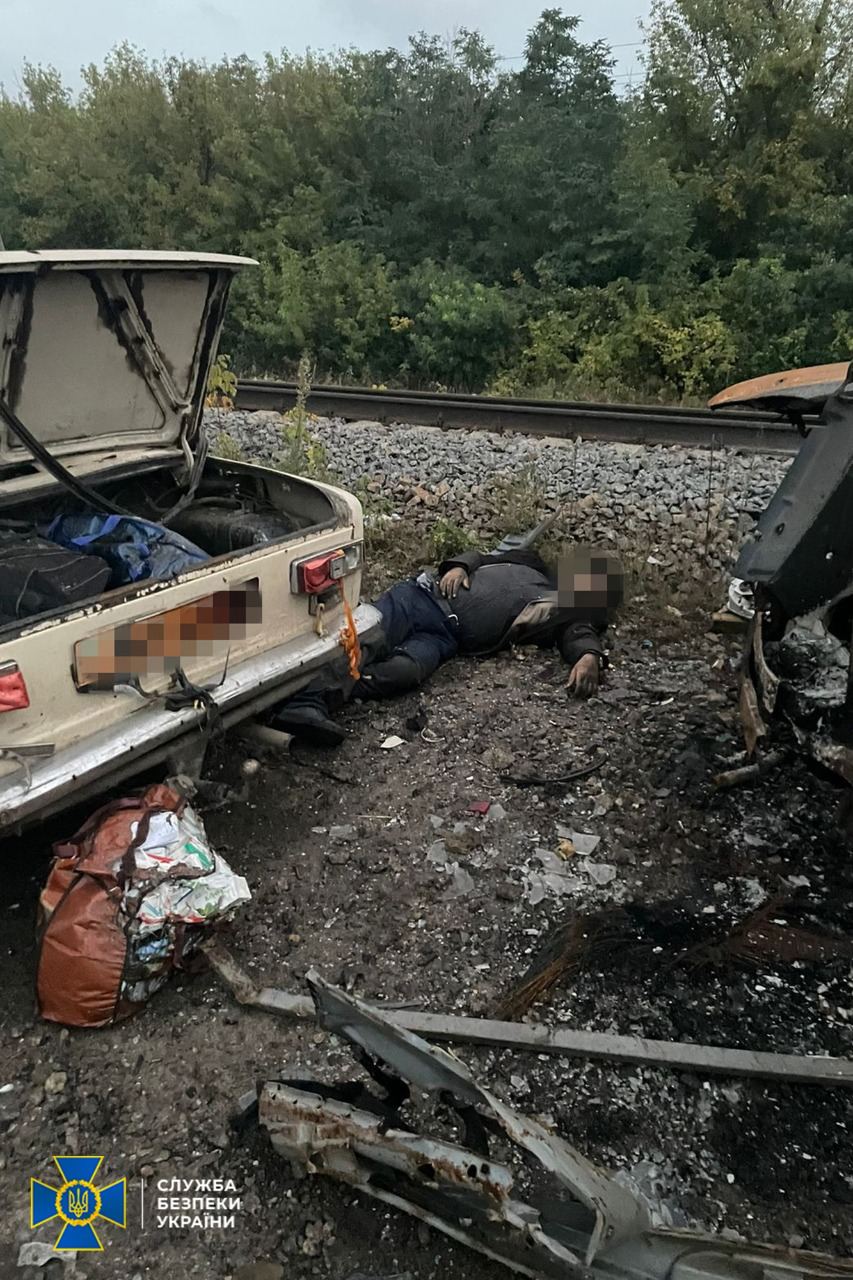 На Харківщині окупанти обстріляли автомобільну колону, вбито 10 дітей - 2