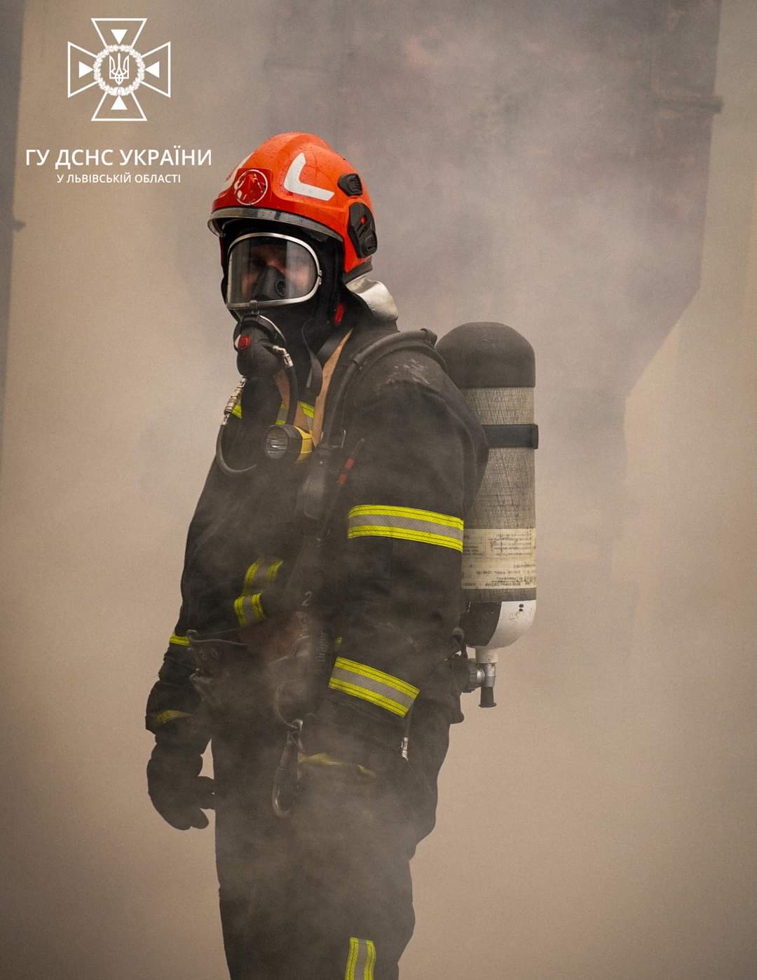 На Львівщині жінка отримала серйозні опіки під час пожежі у власному будинку