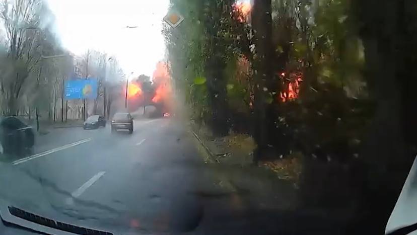 Зеленський відеагував на терористичний удар росії по Дніпру (відео)