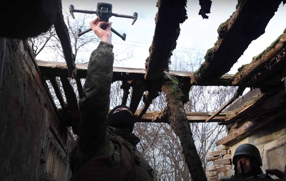 Королівська 24-та бригада започатковує цикл відеосюжетів про будні воїнів на фронті - 3