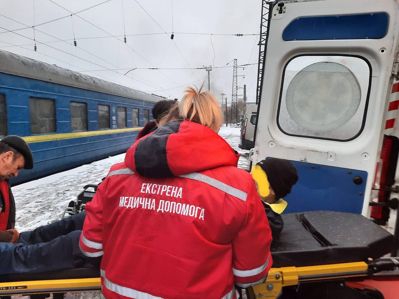 Сьогодні відбулась наймасовіша медична евакуація хворих із Херсона на Львівщину - 6
