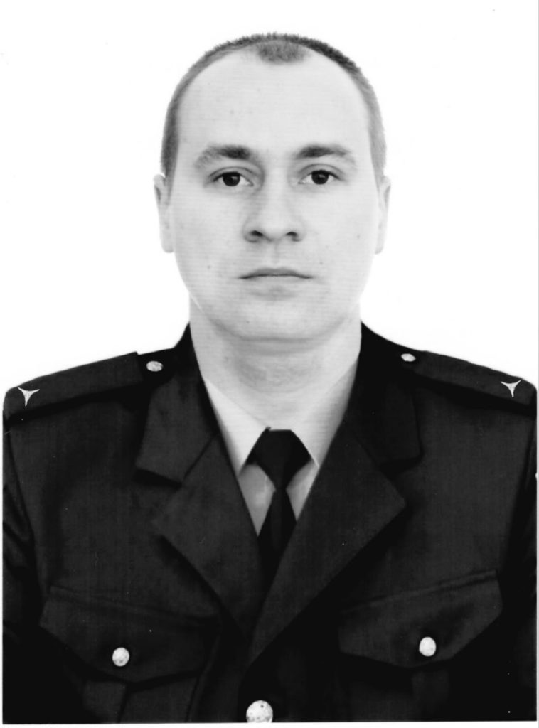 росіяни вдарили у рятувальну частину на Донеччині: є загиблі та поранені - 2