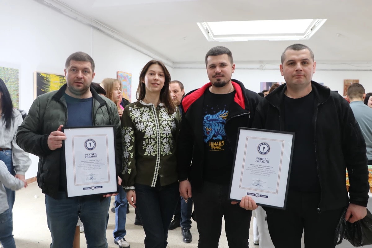На Львівщині встановили рекорд України з прикрашання великодніх пасок - 3