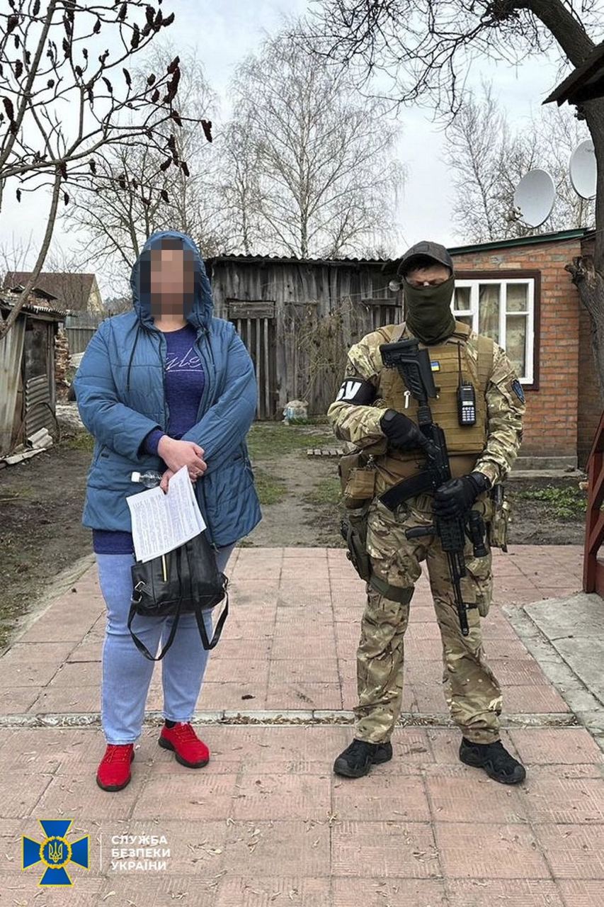 На Харківщині затримали двох зрадників, які розвідували українські оборонні рубежі - 2