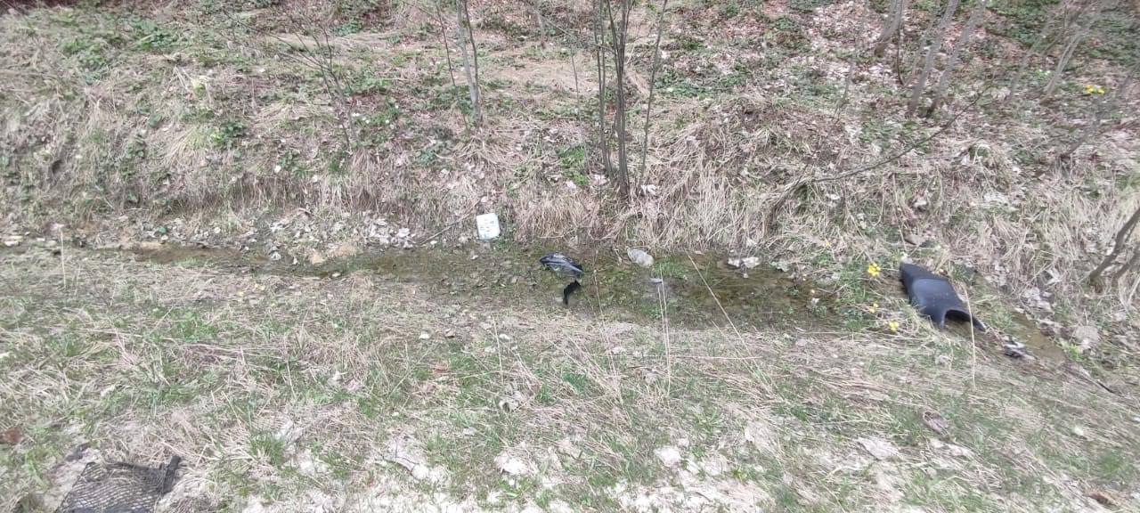На Львівщині загинув байкер, який врізався у бетонний сток для відведення води - 4