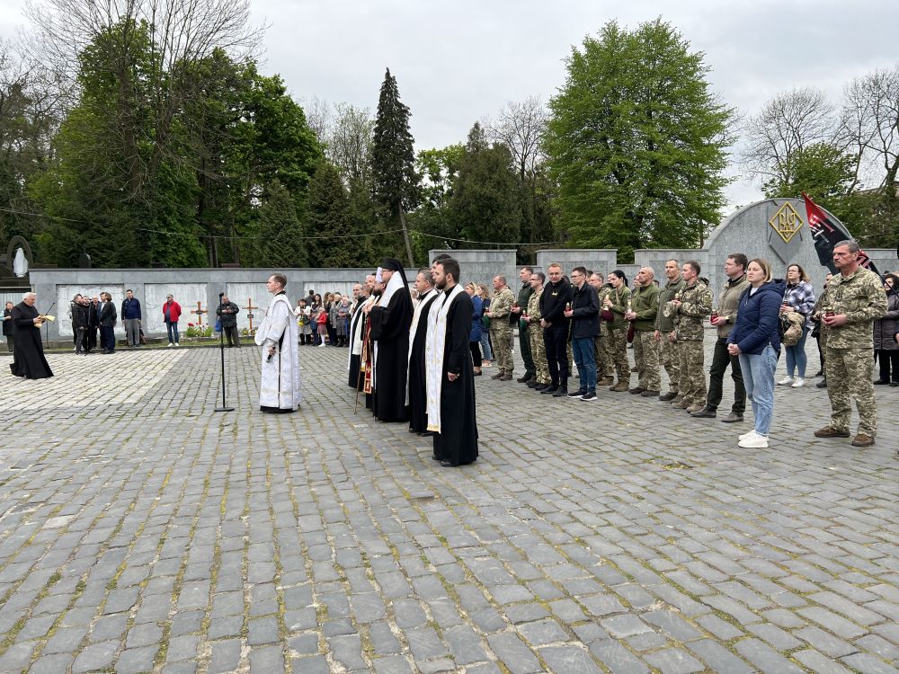 У Львові вшанували памʼять полеглих Героїв - 6
