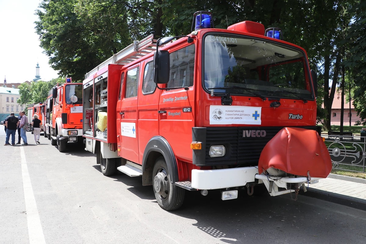 Львівщина отримала від німецьких благодійників 4 пожежні авто - 3