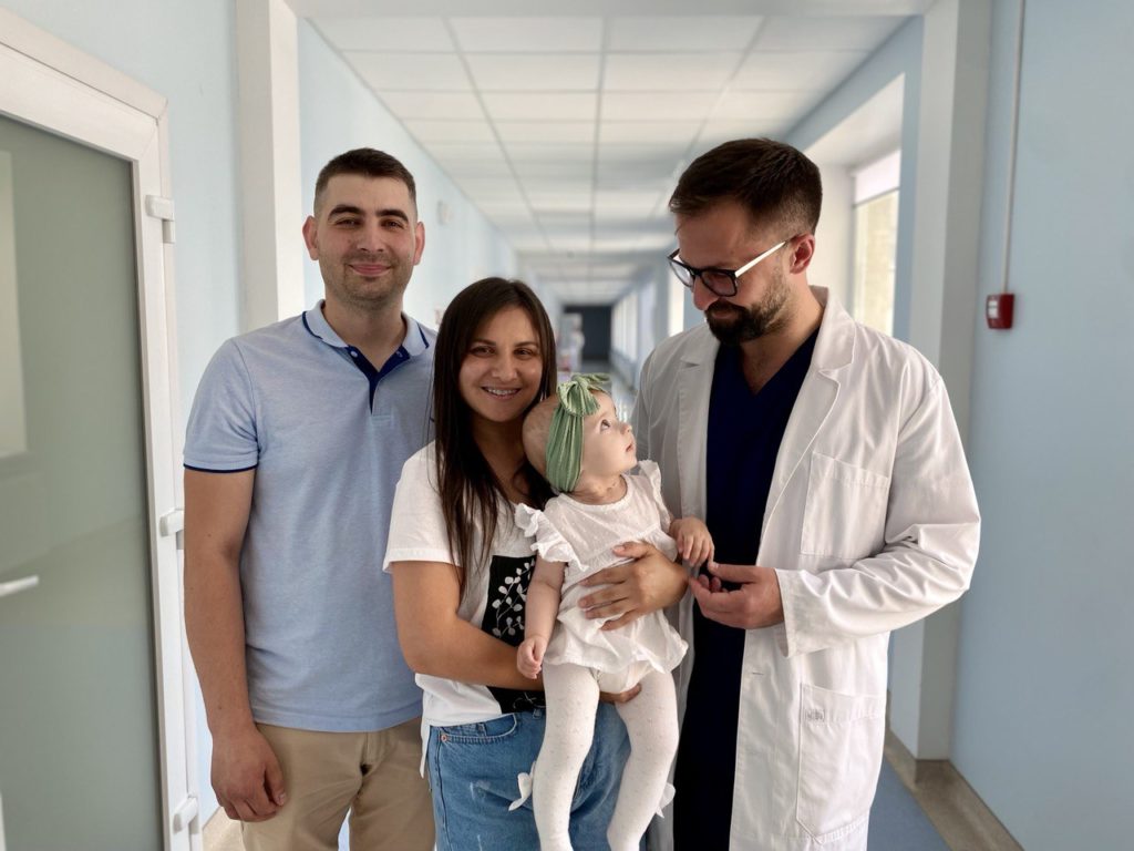 Вперше в Україні: у Львові лікарі виконали одну з найскладніших в дитячій кардіохірургії операцію на серці - 2