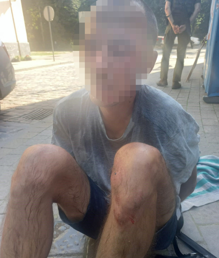 У Львові двоє людей робили «закладки» наркотиків по місту - 2