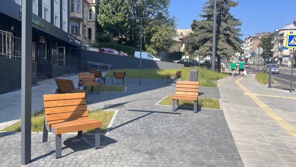 У Львові облаштували ще один громадський простір (фото) - 2
