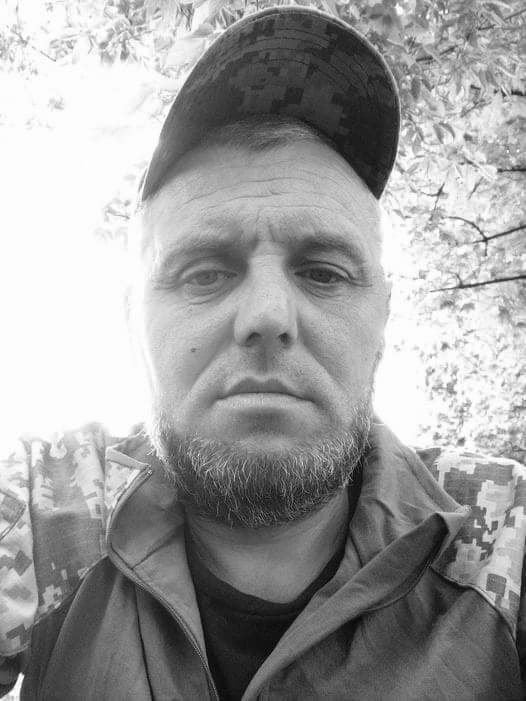 Сьогодні на Львівщині поховають трьох військовослужбовців - 4