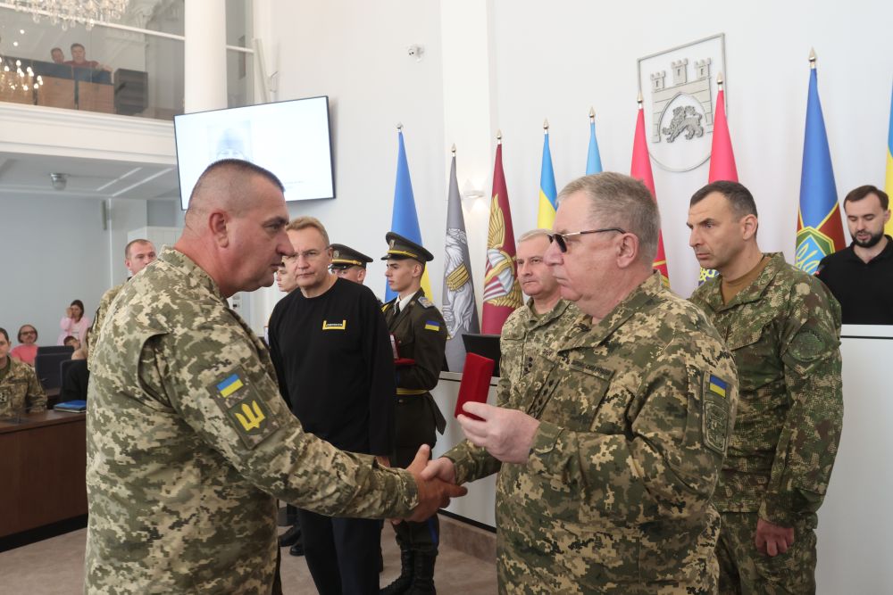 У Львові посмертно нагородили львів'ян, які боронили незалежність України - 8