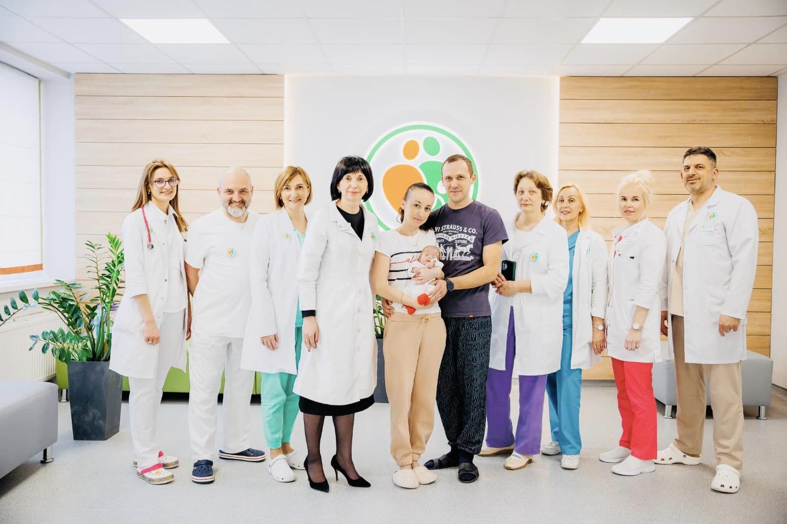 Львівські неонатологи виходили немовля, яке народилось з вагою 570 грамів