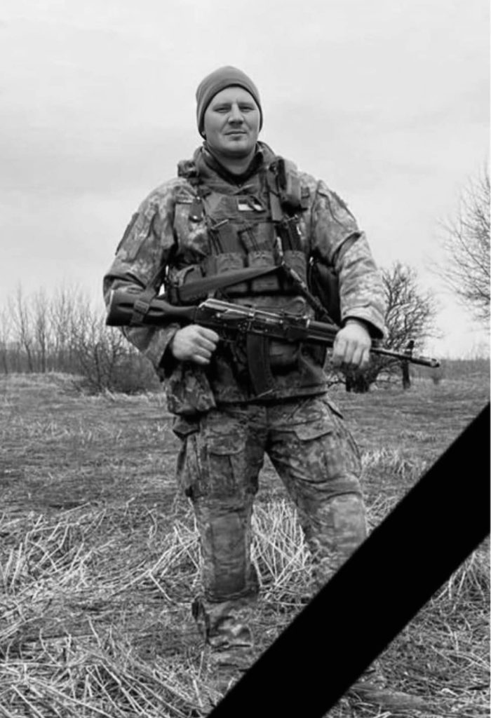 На Львівщині 17 квітня прощаються із трьома полеглими воїнами — ким вони були - 1