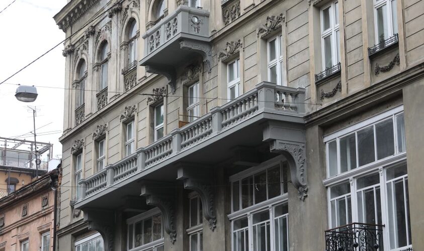 балкони у Львові