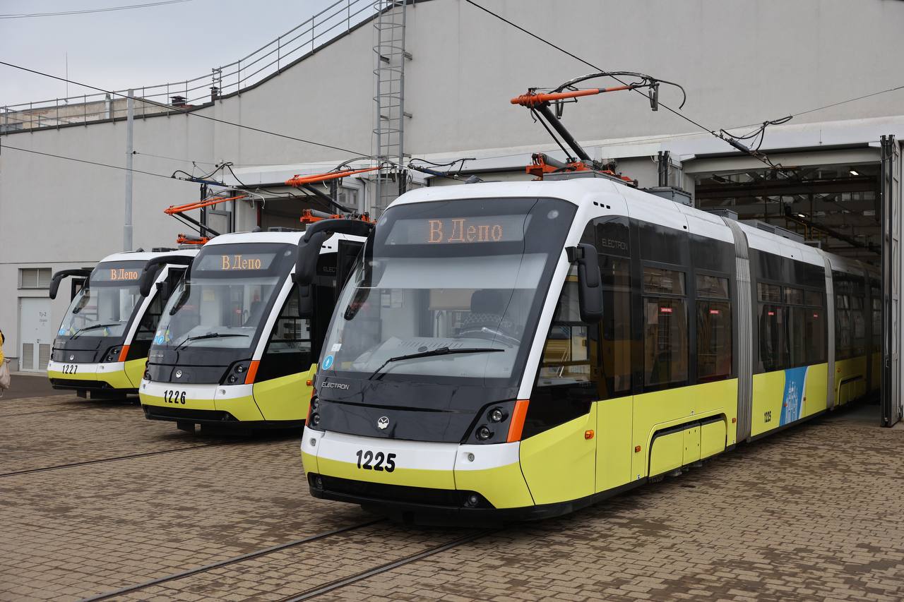 нові трамваї у Львові