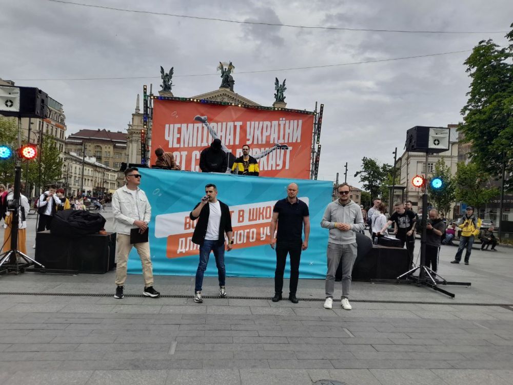 У Львові відбувається чемпіонат України зі стріт воркауту - 2