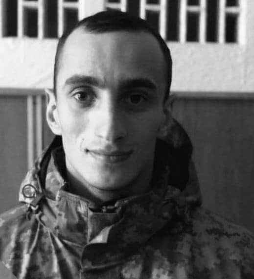 Полеглого воїна зі Львівщини нагородили орденом «За мужність» ІІІ ступеня - 2