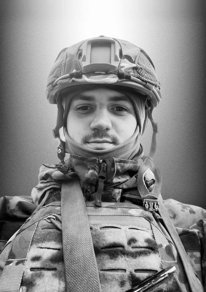 На Львівщині сьогодні попрощаються із двома полеглими воїнами - 2