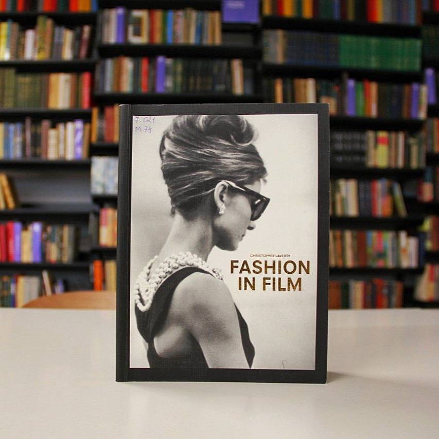 Що почитати в ProFashion бібліотеці у Львові: добірка книжок про одяг, моду та стиль - 10