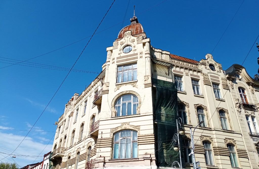Про історію будівель у Львові, або Мандруємо вулицею Мирослава Скорика - 6