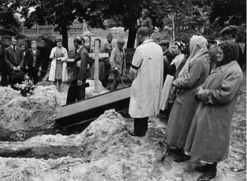 Як 24 червня 1941 року НКВД розстріляло тисячі політв'язнів у Львові (18+) - 8