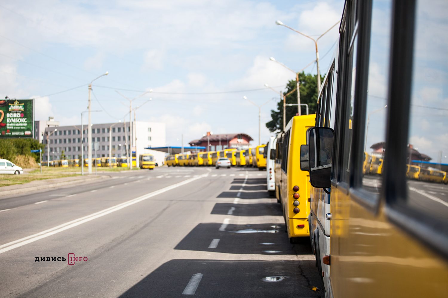 Фото зі страйку автобусів у серпні 2016 року