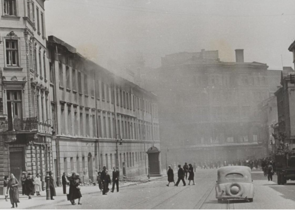 Як 24 червня 1941 року НКВД розстріляло тисячі політв'язнів у Львові (18+) - 4