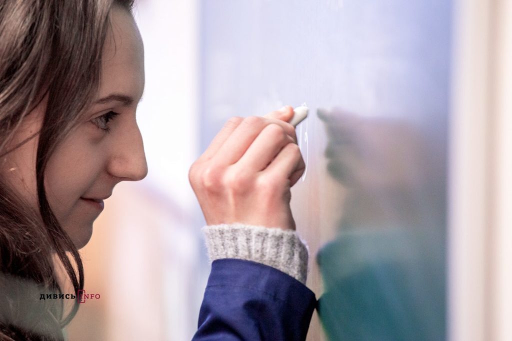 Відбудова музею Шухевича, стратегія розвитку Львівщини, реформа старшої школи: головні новини дня - 6