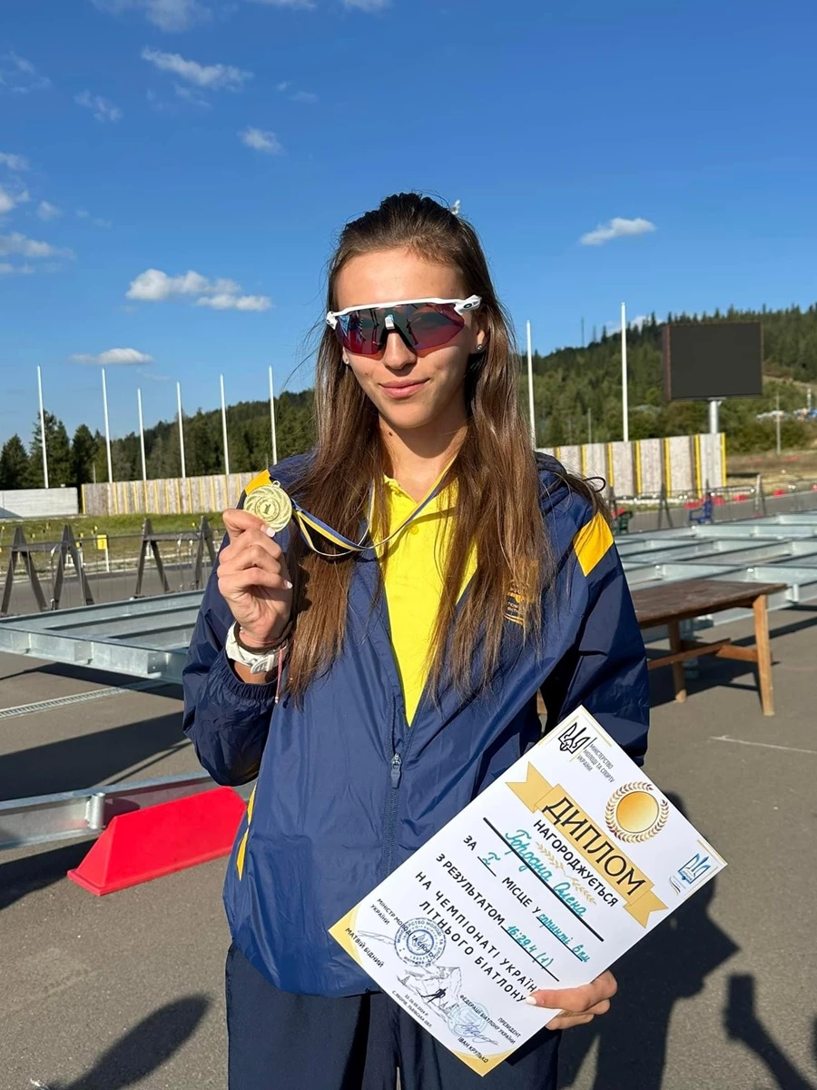 Спортсменка з Яворівщини прокоментувала свою перемогу на чемпіонаті України з літнього біатлону - 2