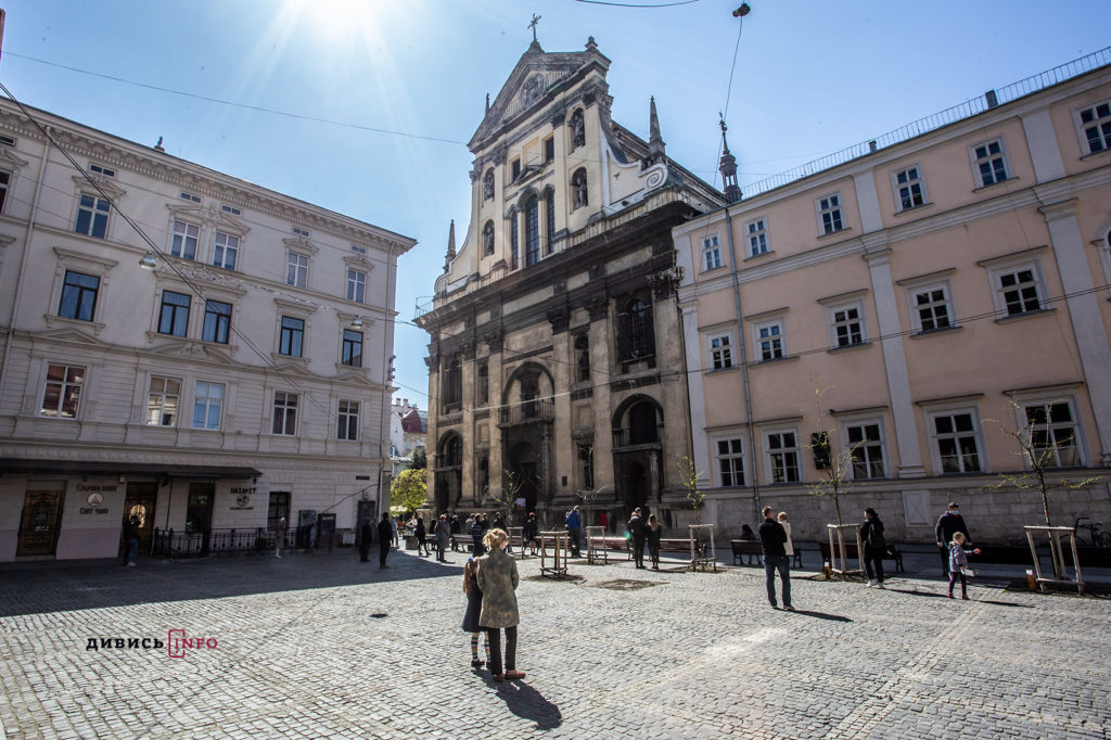 Коли служитимуть Літургії у храмах Львова на Вербну неділю: розклад - 2