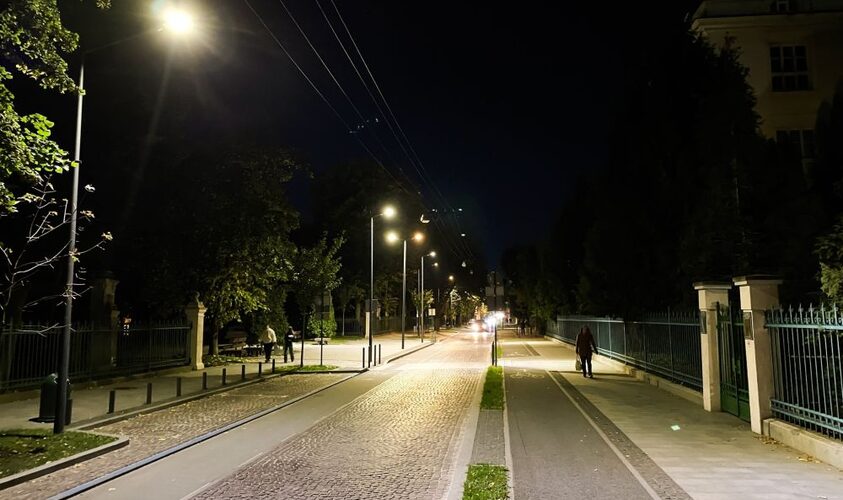 вуличне освітлення на вул. Пекарській