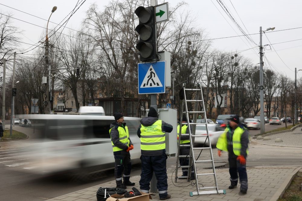 До кінця року резервне живлення матиме майже 90% світлофорів у Львові - 2