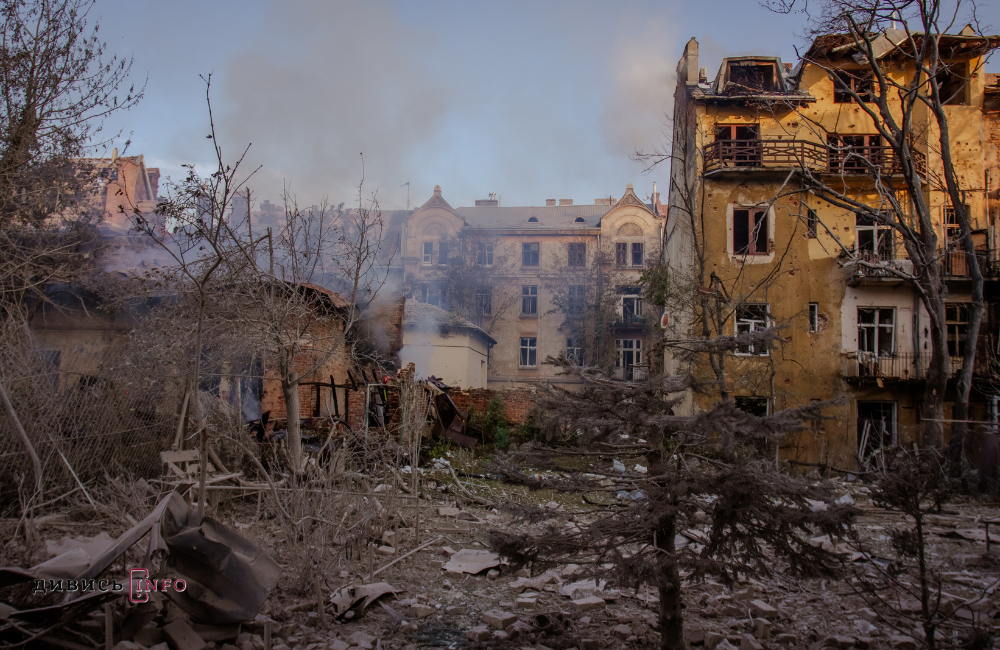 зруйновані будинки