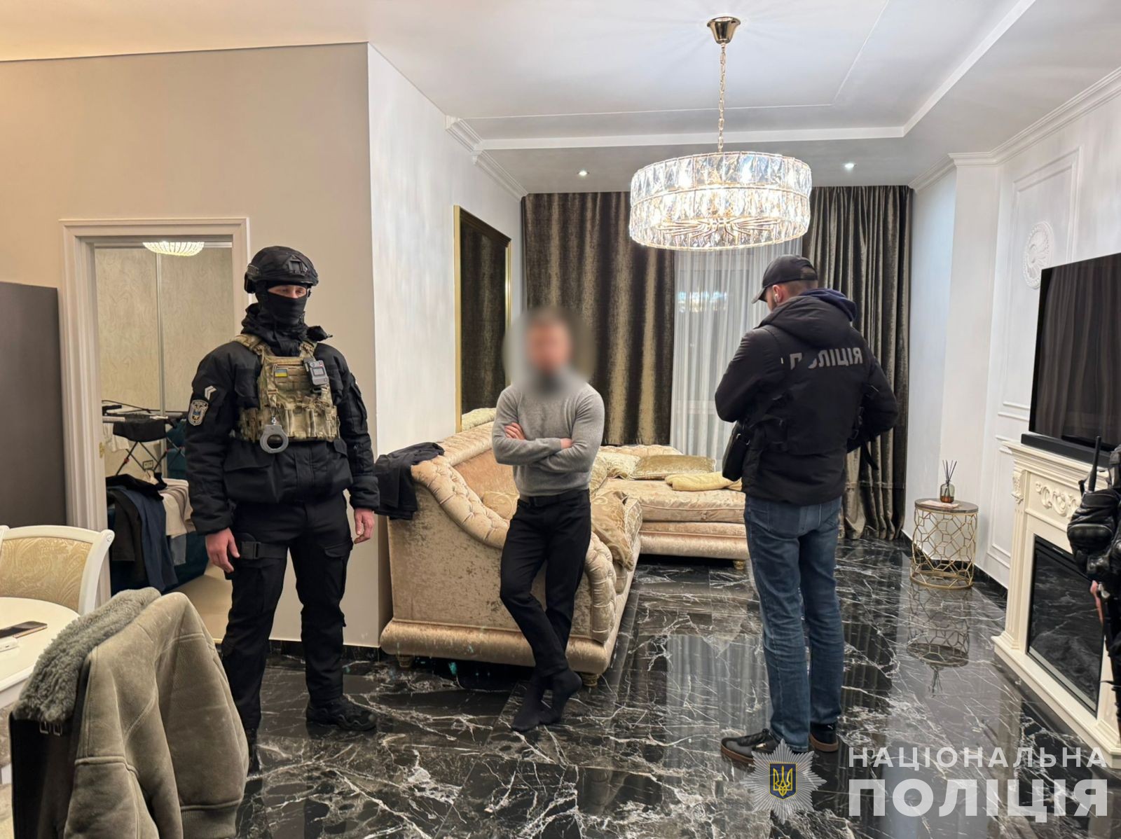 Викриття схем для ухилянтів: поліція вручила понад 60 підозр - 5