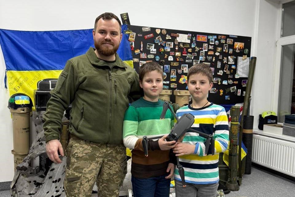 Державні нагороди, пожертва для ЗСУ та відновлення будівництва: головні новини дня - 2