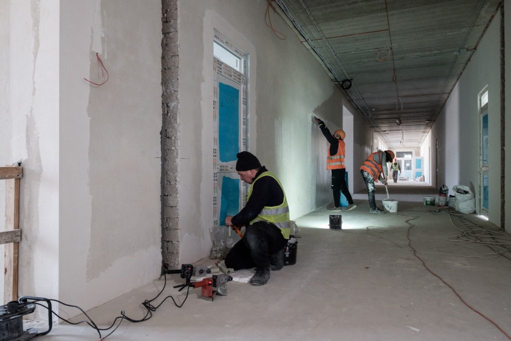 Цьогоріч на Львівщині планують відкрити школу, яку почали будувати в 2016-му році - 2