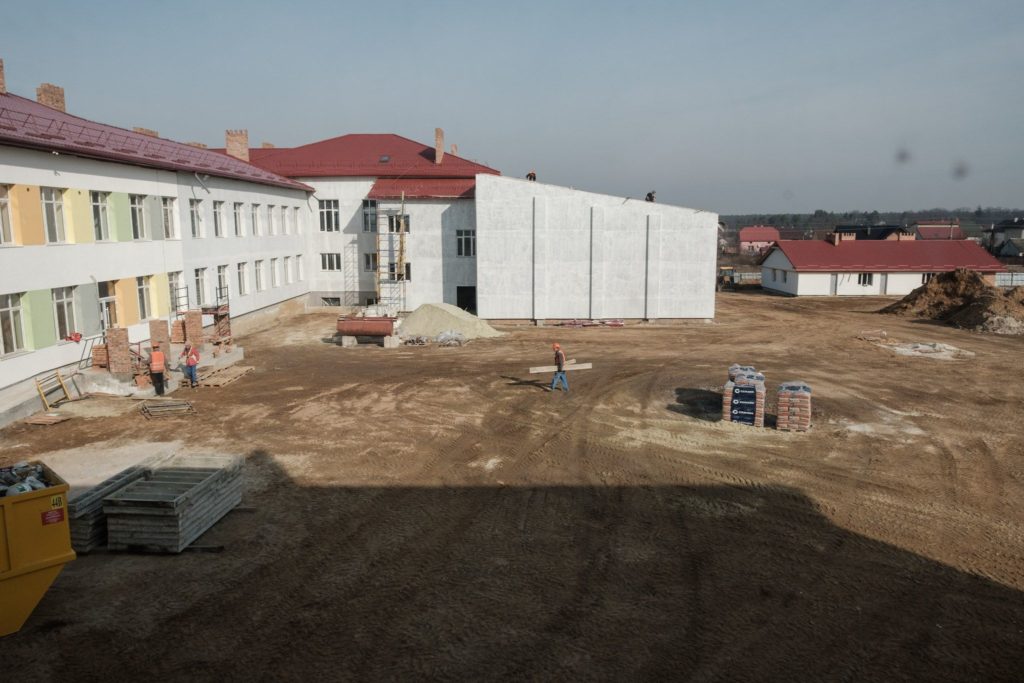 Цьогоріч на Львівщині планують відкрити школу, яку почали будувати в 2016-му році - 3