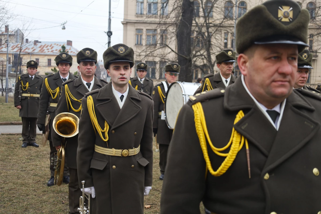 Річниця повномасштабної війни, Герої України зі Львівщини та поширення грипу: головні новини дня - 6