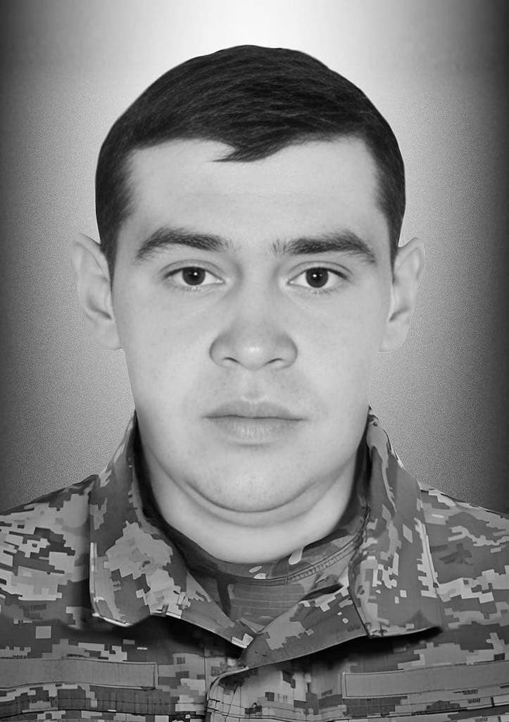 Сьогодні на Львівщині попрощаються з воїном Мар'яном Шмідом — що про нього відомо - 2