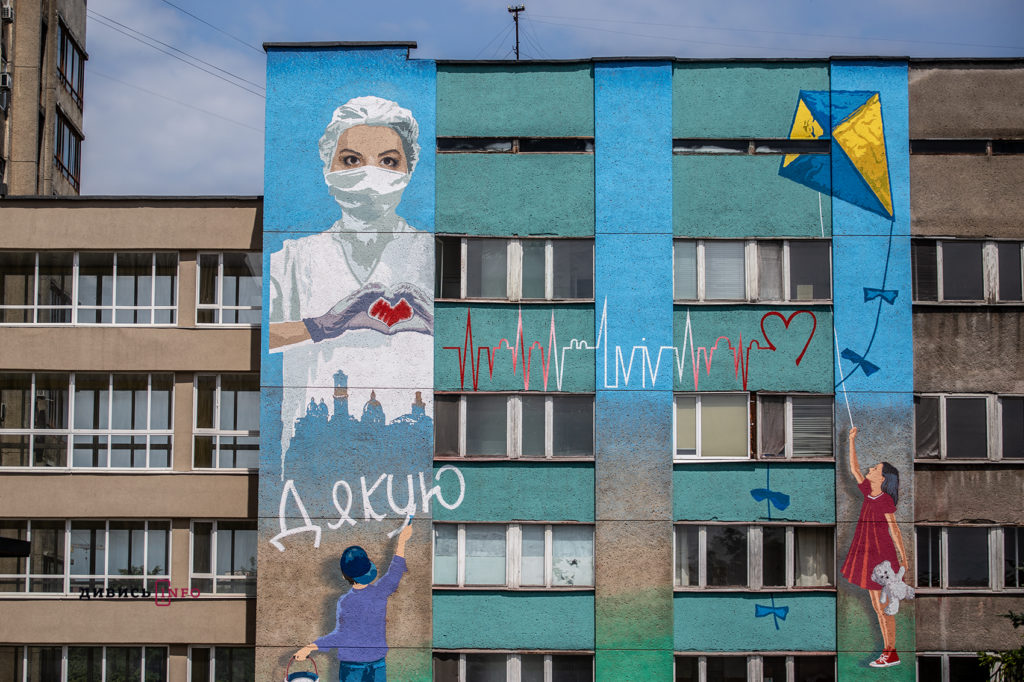 Найпоширеніші хвороби, рекорд Гіннеса та викриття розповсюджувачів проросійських плакатів у Львові: головні новини дня - 3