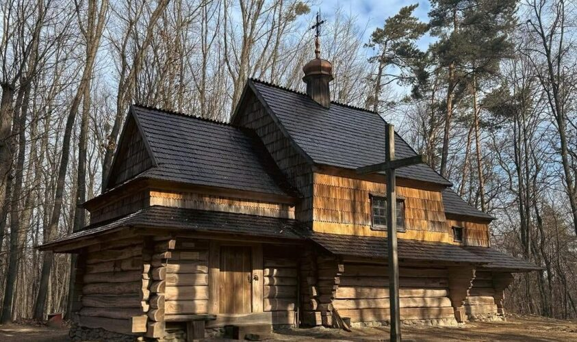 церква
