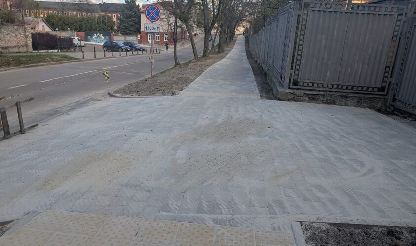 Прощання з воїнами, вибори ректора ЛНУ та вакансії на Львівщині: головні новини дня - 4