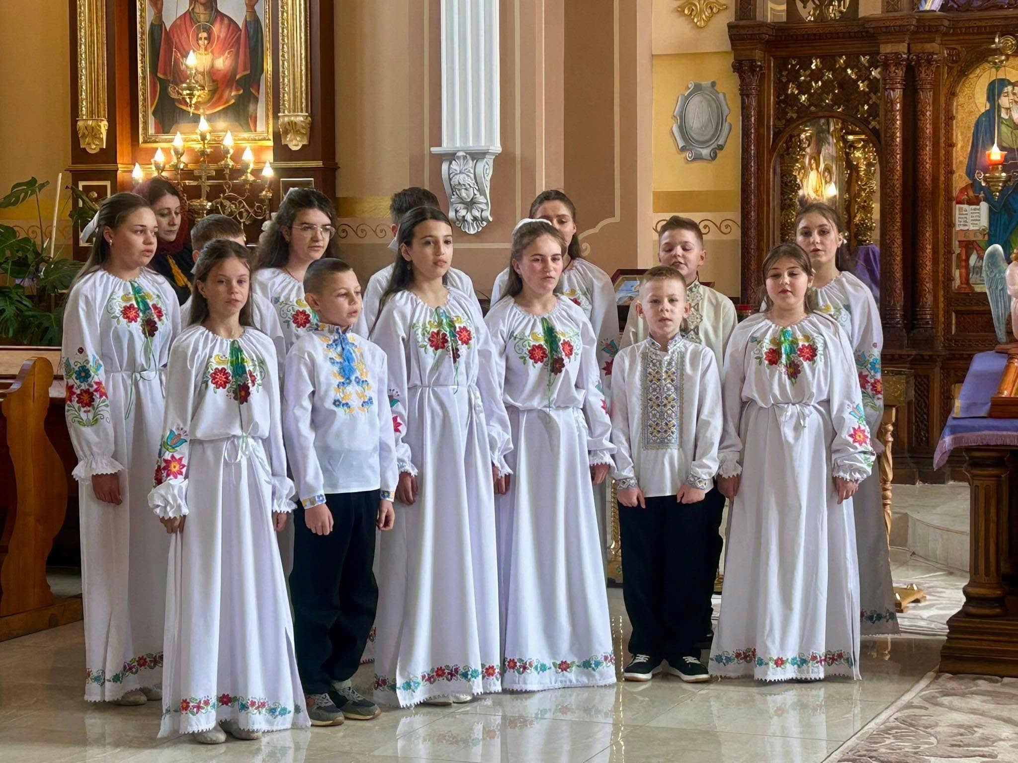 Жителі Львівщини продовжують підтримувати ЗСУ: від благодійних ярмарків до передових технологій для фронту - 9