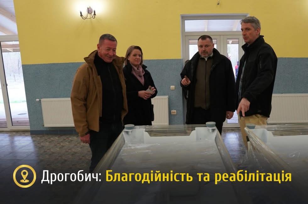 Жителі Львівщини продовжують підтримувати ЗСУ: від благодійних ярмарків до передових технологій для фронту - 13