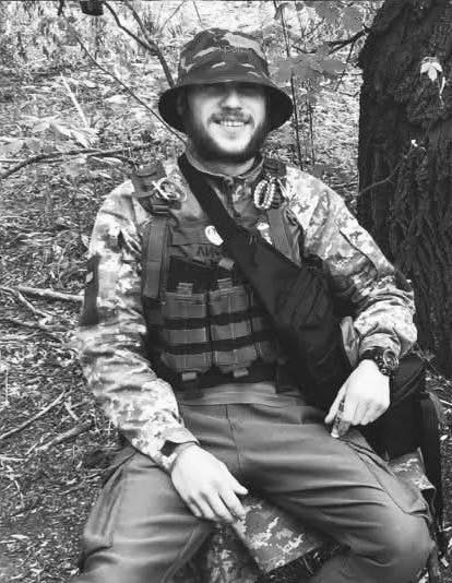 Сьогодні Львівщина прощається із двома полеглими захисниками - 2
