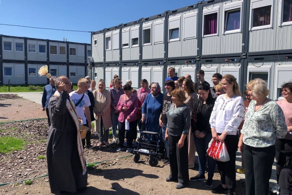 На Великдень у модульному містечку Львова помолились за перемогу України - 7