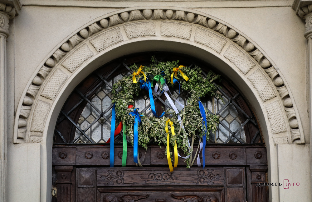 Яким є Львів напередодні Великодня: фото з центру міста - 6