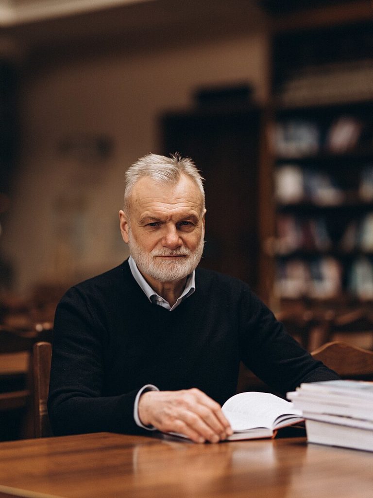 У Львові відбувся другий тур виборів ректора ЛНУ імені Івана Франка: що відомо - 9